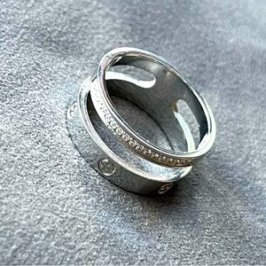 Double Band attached ring